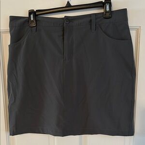 Eddie Bauer slate skort, size 10